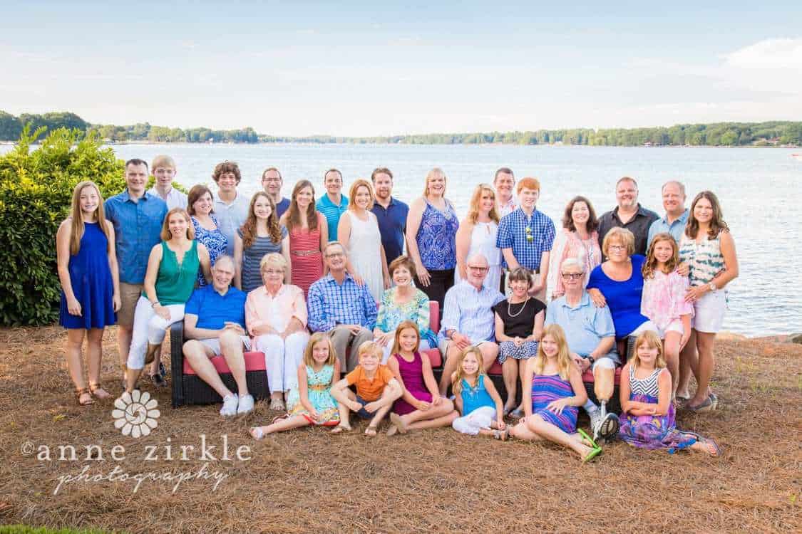 What to Wear Family Photos Outfits for Summer Simply2moms