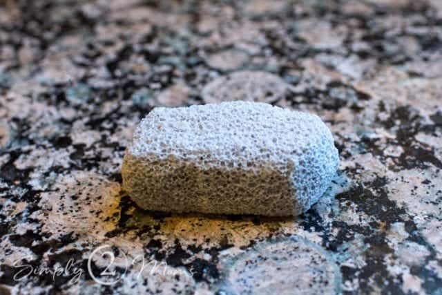 how to get water stains off granite