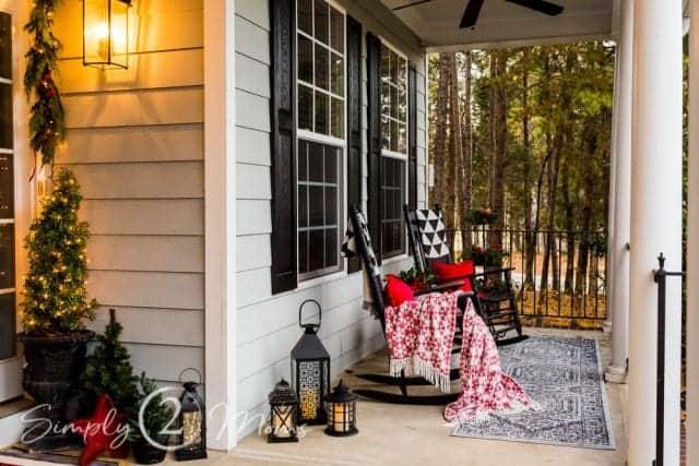 Simple Christmas Porch Decor 2019 – Simply2moms