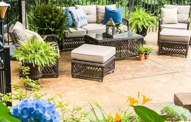 cropped-pool-patio-CANVA-6.jpg