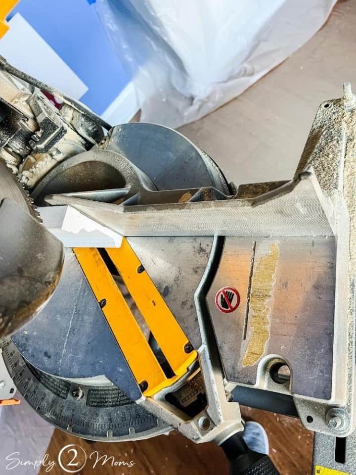 How to Make Your Doors Look Custom by Installing Door Headers