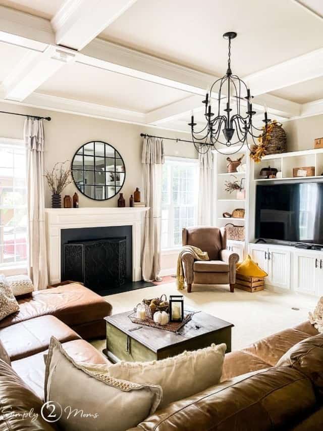 How to Decorate Your Family Room For Fall with Vintage Finds