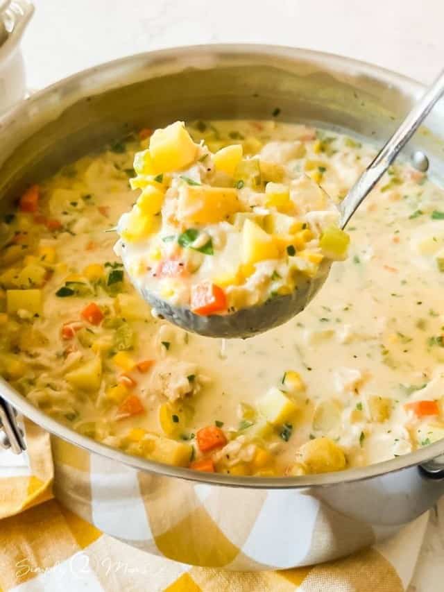The Best Healthy Crab and Corn Chowder You Should Make Now!