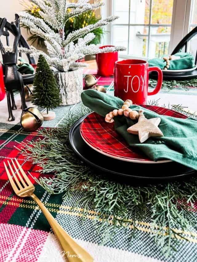 5 Simple Ideas to Create the Perfect Christmas Morning Tablescape