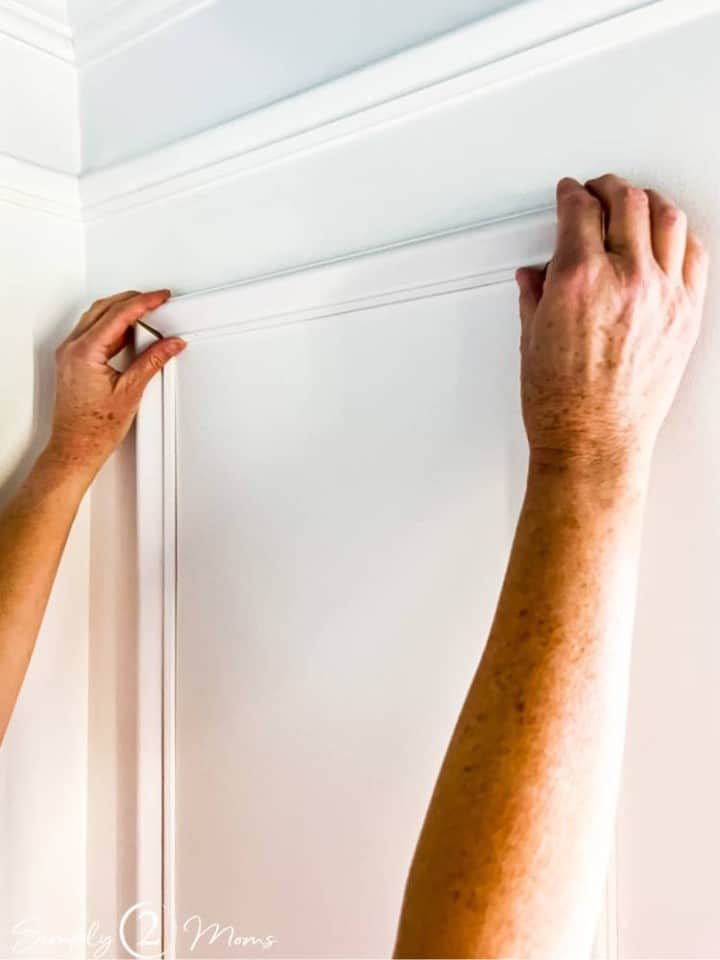How to Install Picture Frame Moulding in 5 Easy Steps