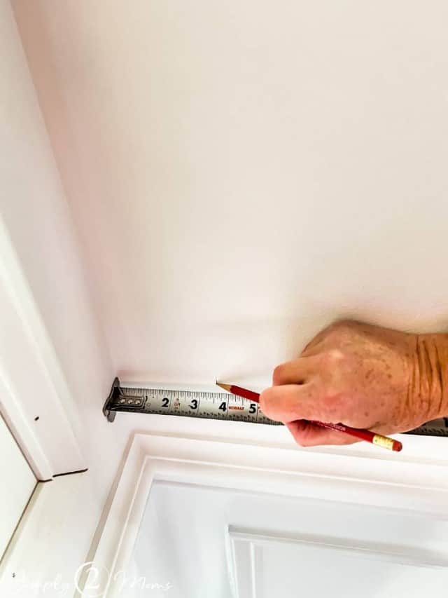 How to Install Picture Frame Moulding in 5 Easy Steps