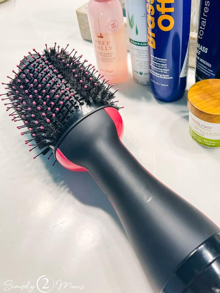 Large oval hair dryer brush.