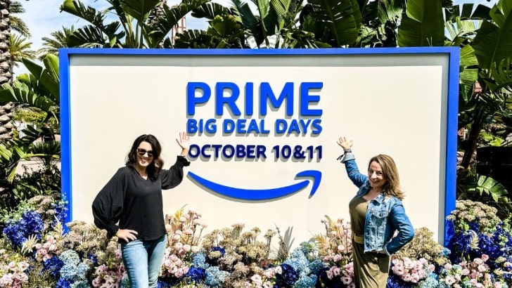 Simply2Moms at Amazon Prime Big Deal Days sign.